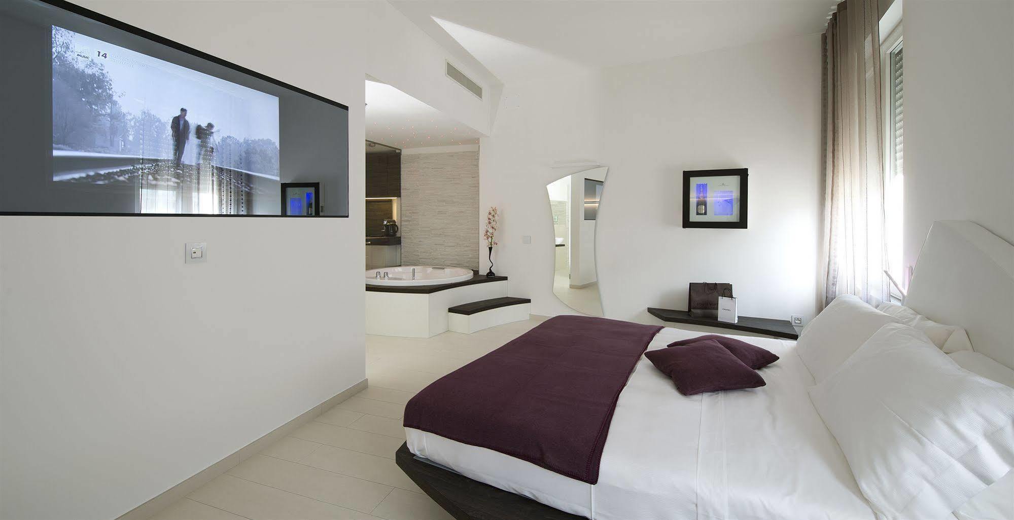Aparthotel Duomo Mailand Exterior foto